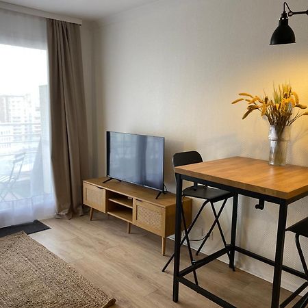 Cosy Apartment In La Defense Курбевуа Екстер'єр фото