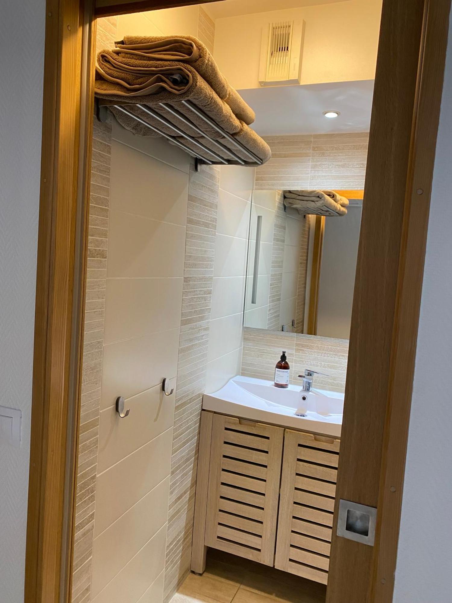 Cosy Apartment In La Defense Курбевуа Екстер'єр фото