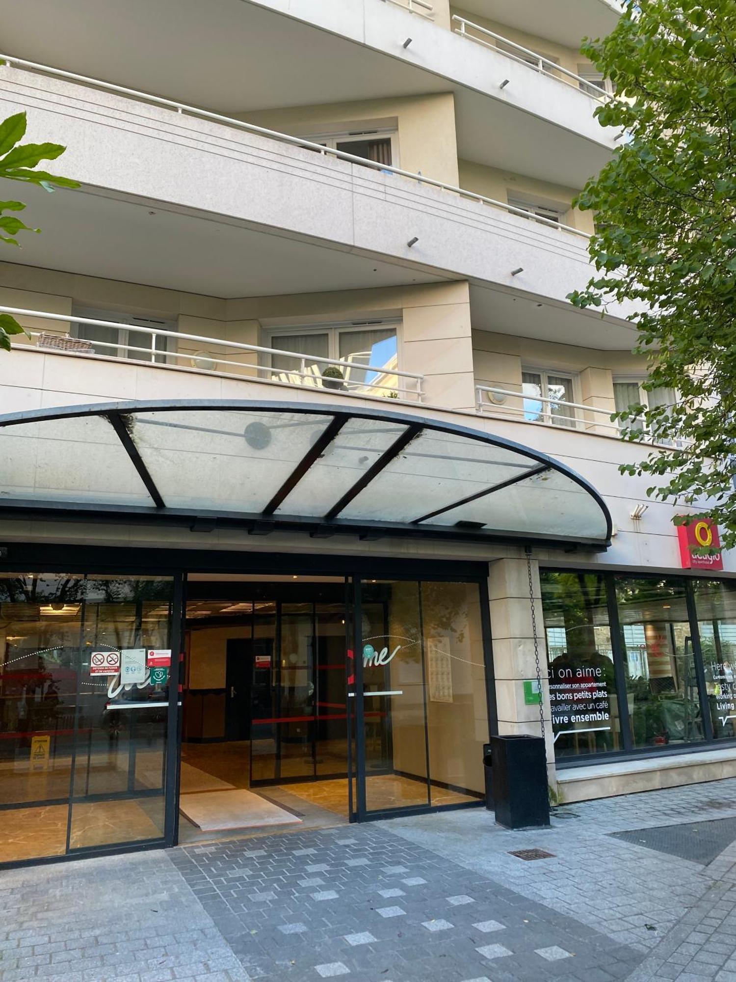 Cosy Apartment In La Defense Курбевуа Екстер'єр фото